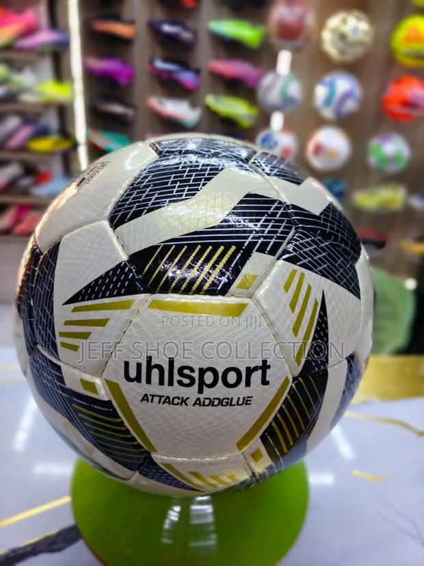 Football Balls - thumbnail 3