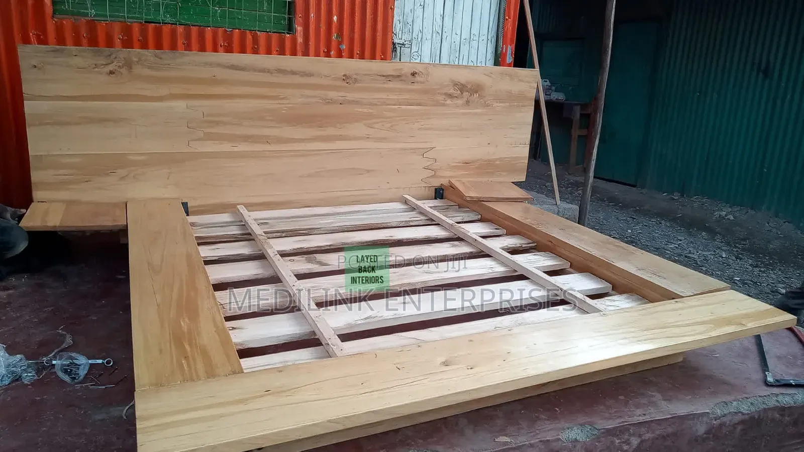 Wooden Boxbed 5*6 Meru Oak
