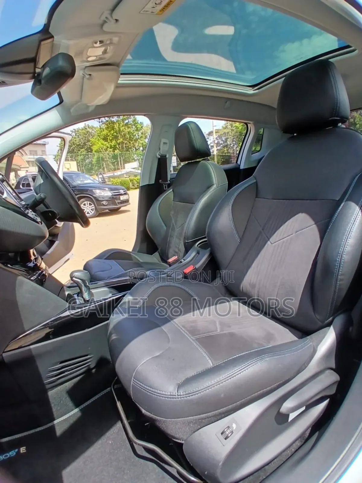 Peugeot 2008 1.2 PureTech (130 Hp) 2018 White