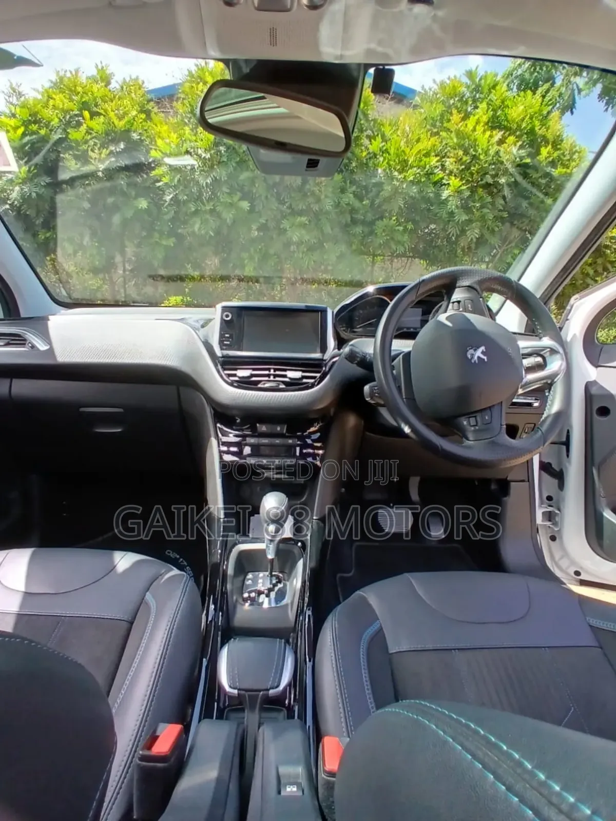Peugeot 2008 1.2 PureTech (130 Hp) 2018 White