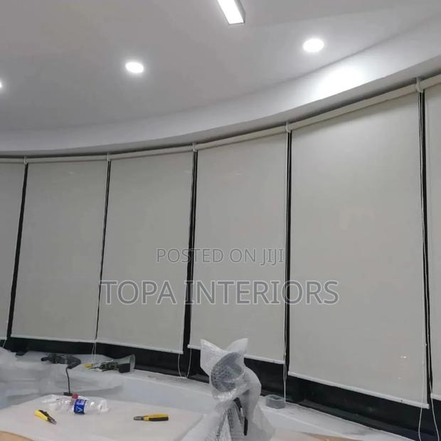 Modern White Blackout Office Roller Window Blinds