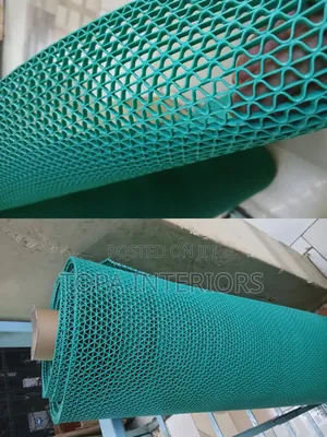 Green Perforated Water Resistant PVC Antislip Rubber Mats