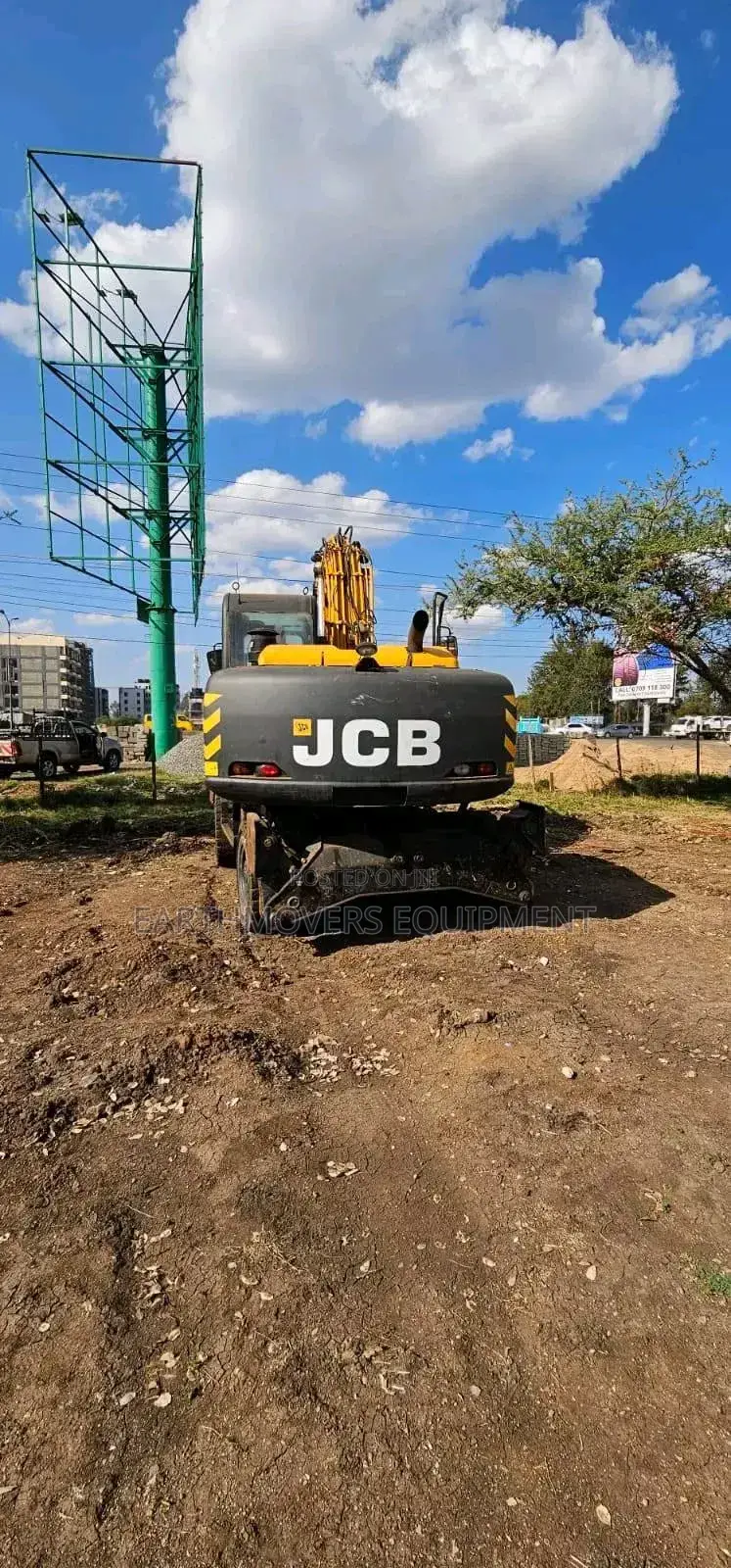 Wheel Excavator for Hire