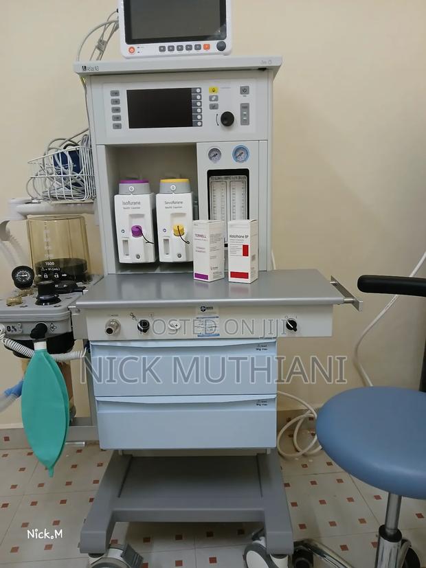 Isoflorane, Halothane, and Servoflorane - main view