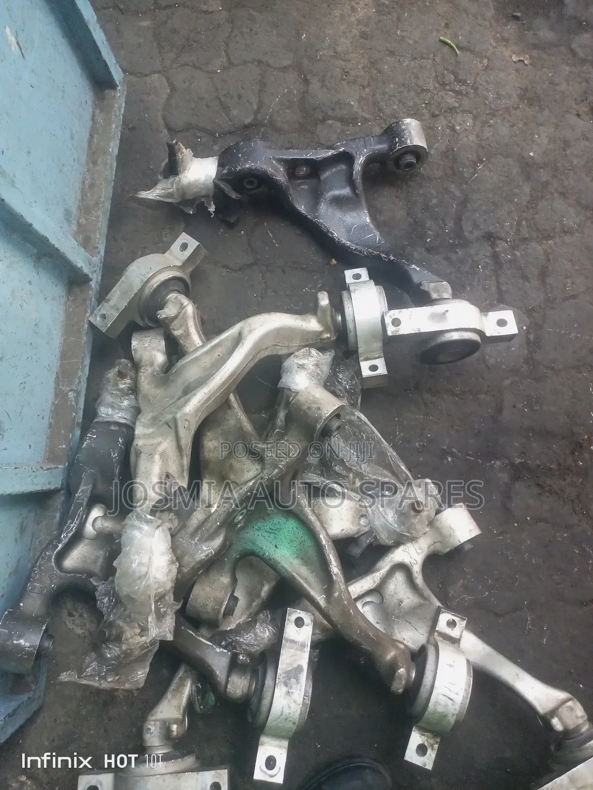 Nissan Fuga Control Arm