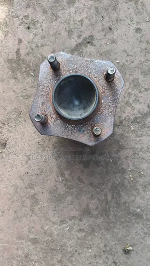 Nissan Nv 200 Back Hub