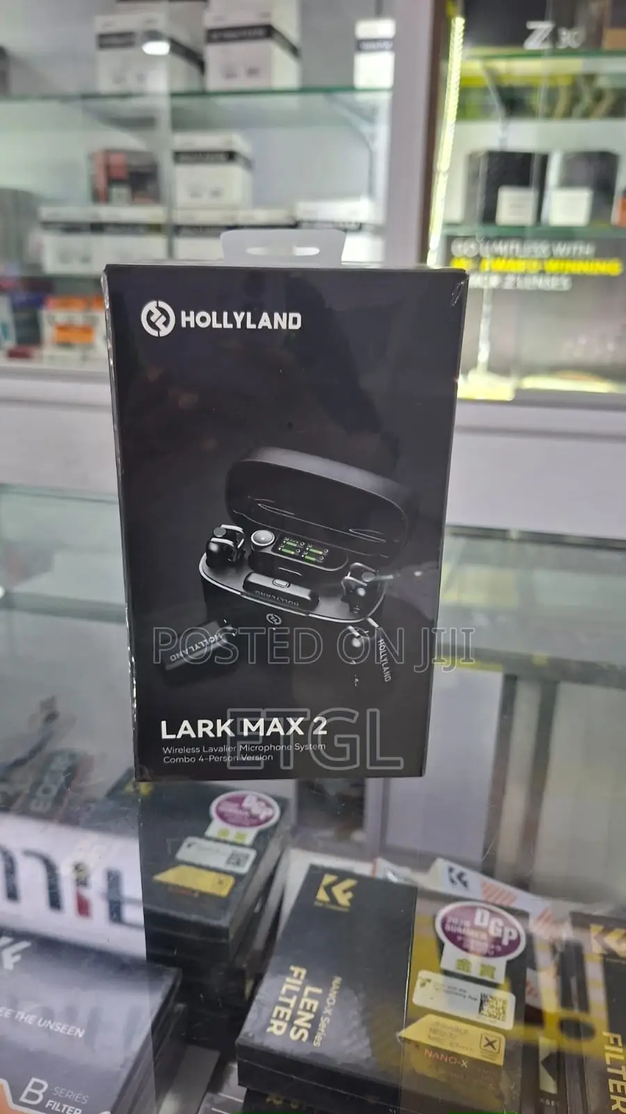 Hollyland Lark Max 2 Combo 4-Person Wireless Microphone