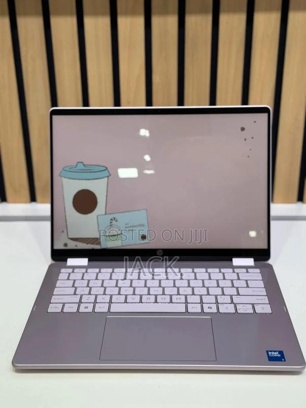 Laptop HP OmniBook 5 Flip 8GB Intel Core 5 SSD 512GB