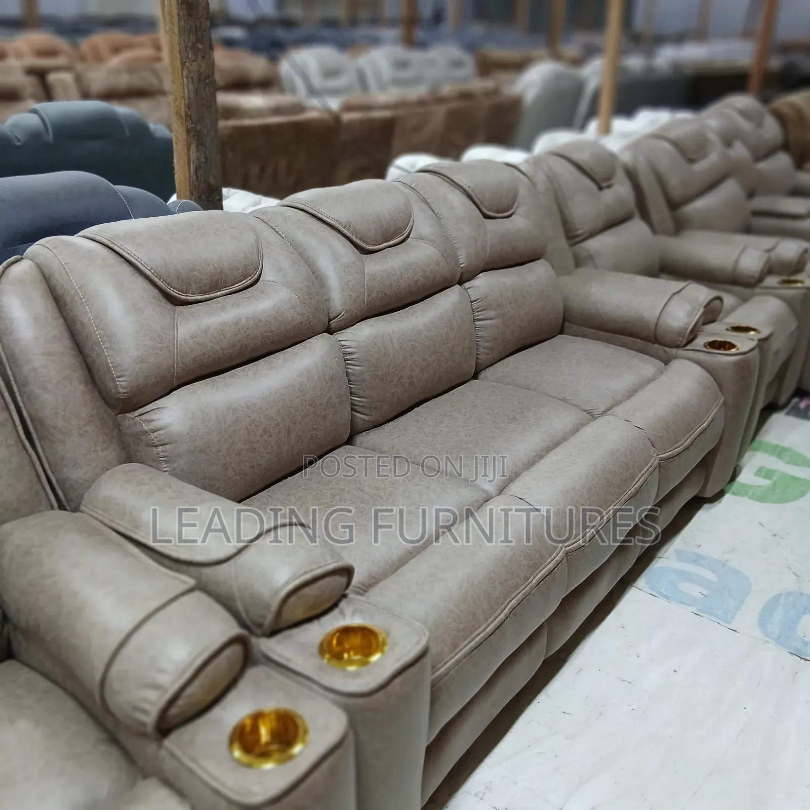 3seater Fiber With Spring