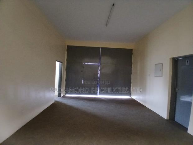 Warehouse for Rent in Cabanas - thumbnail 3