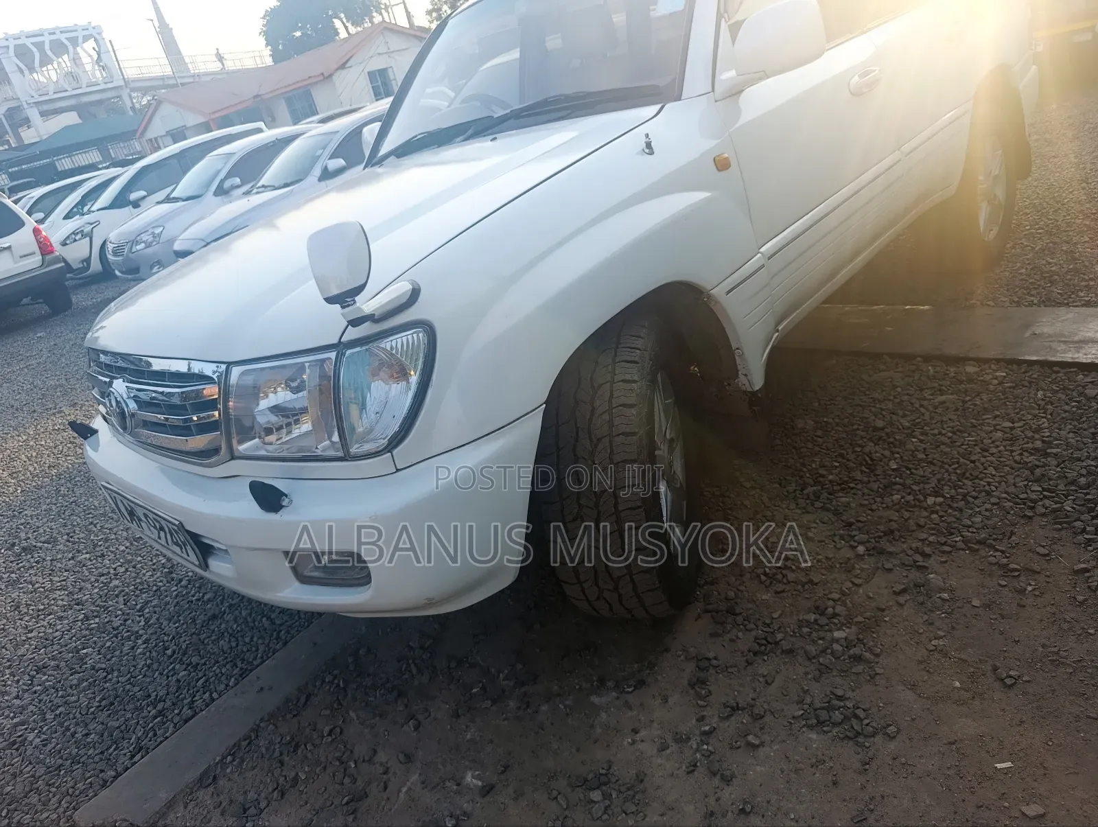Toyota Land Cruiser 2005 White