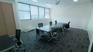 37m2 12 Desks Furnished Office In Riverside Drive ($2800)