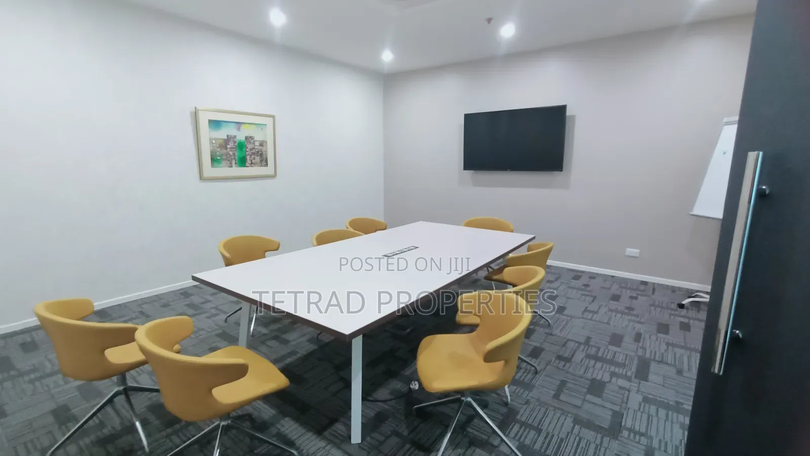 37m2 12 Desks Furnished Office In Riverside Drive ($2800)