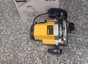 Dewalt Electric Wood Router Machine - thumbnail 2