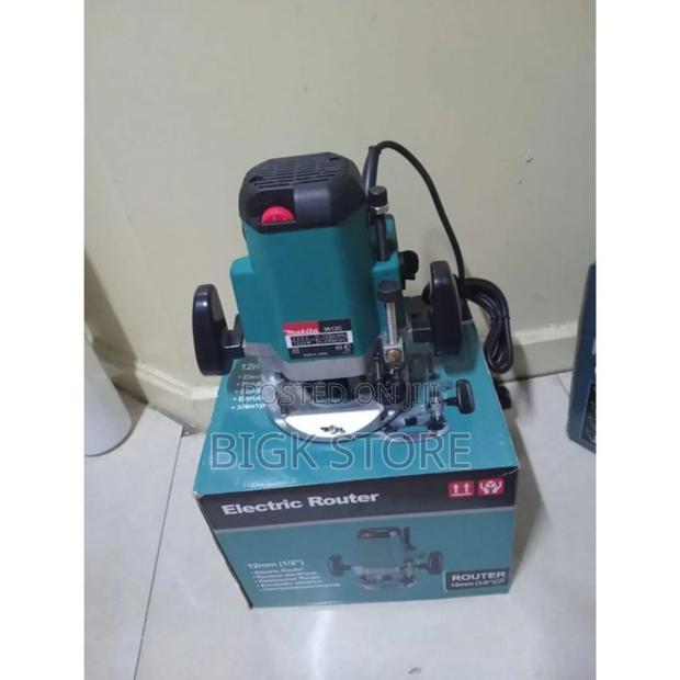 Makita Wood Router Machine - main view