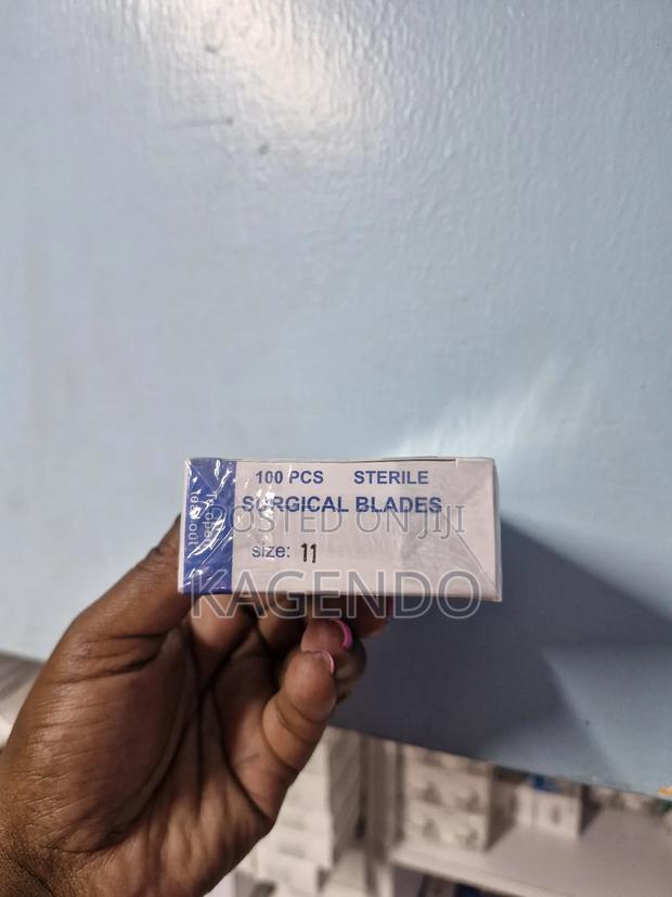 Surgical Blade Size 11 – Sharp Precise - main view