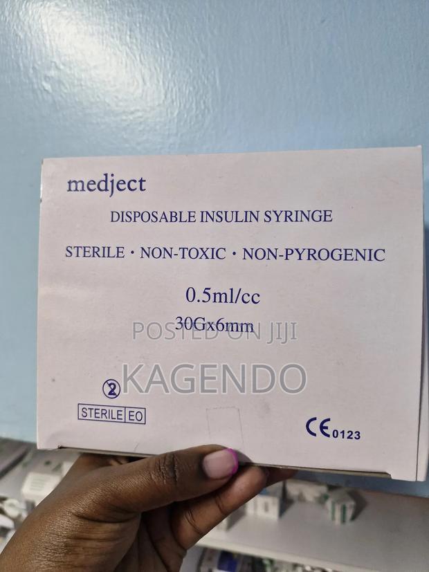 Insulin Syringe – Safe Accurate Dosage - main view