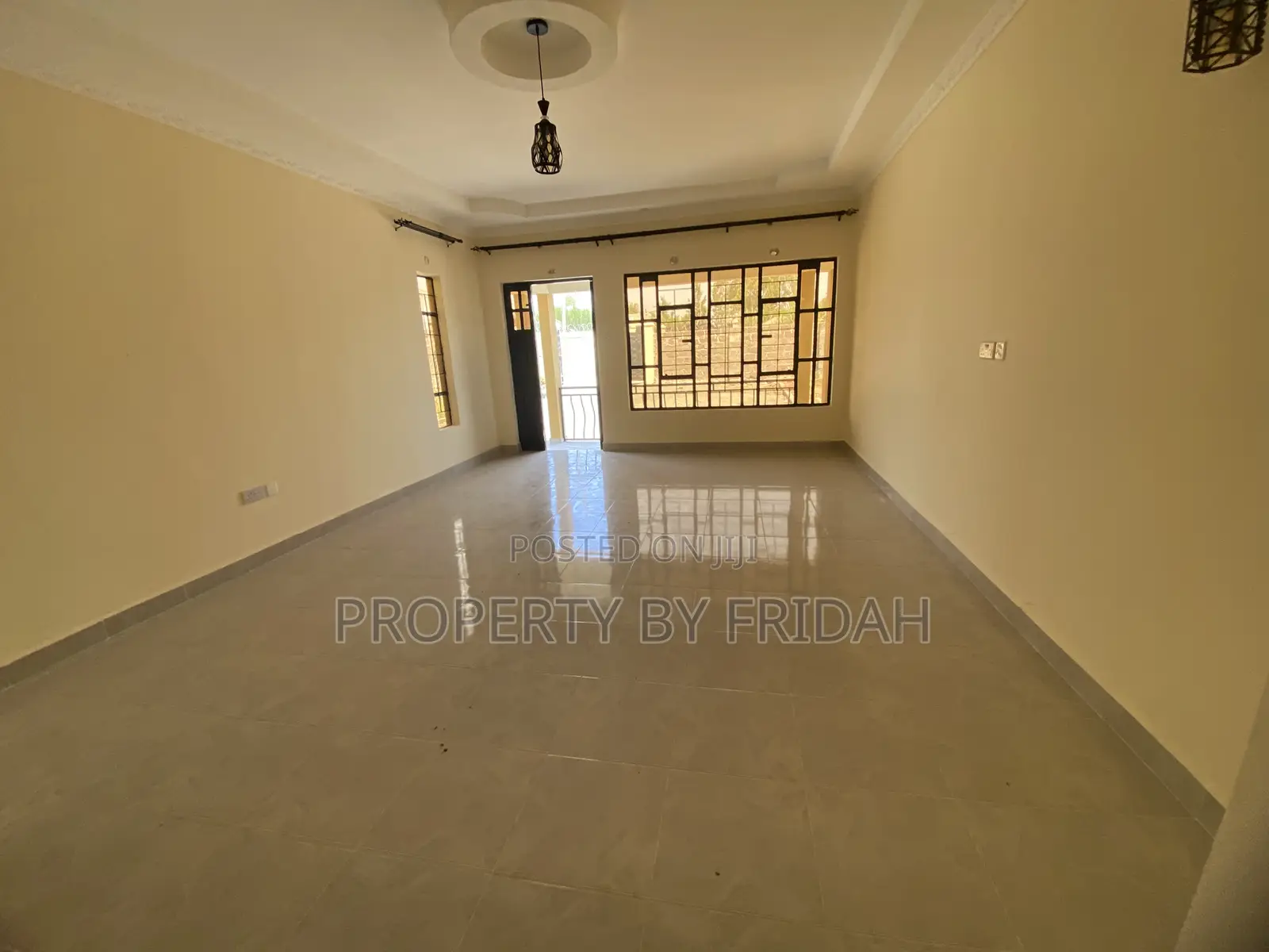 3bdrm Bungalow in Kitengela for sale