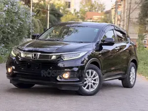 Honda Vezel 1.5 Hybrid 4WD 2018 Black