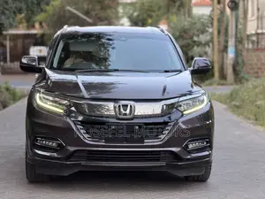 Honda Vezel 1.5 Hybrid 4WD 2018 Ivory