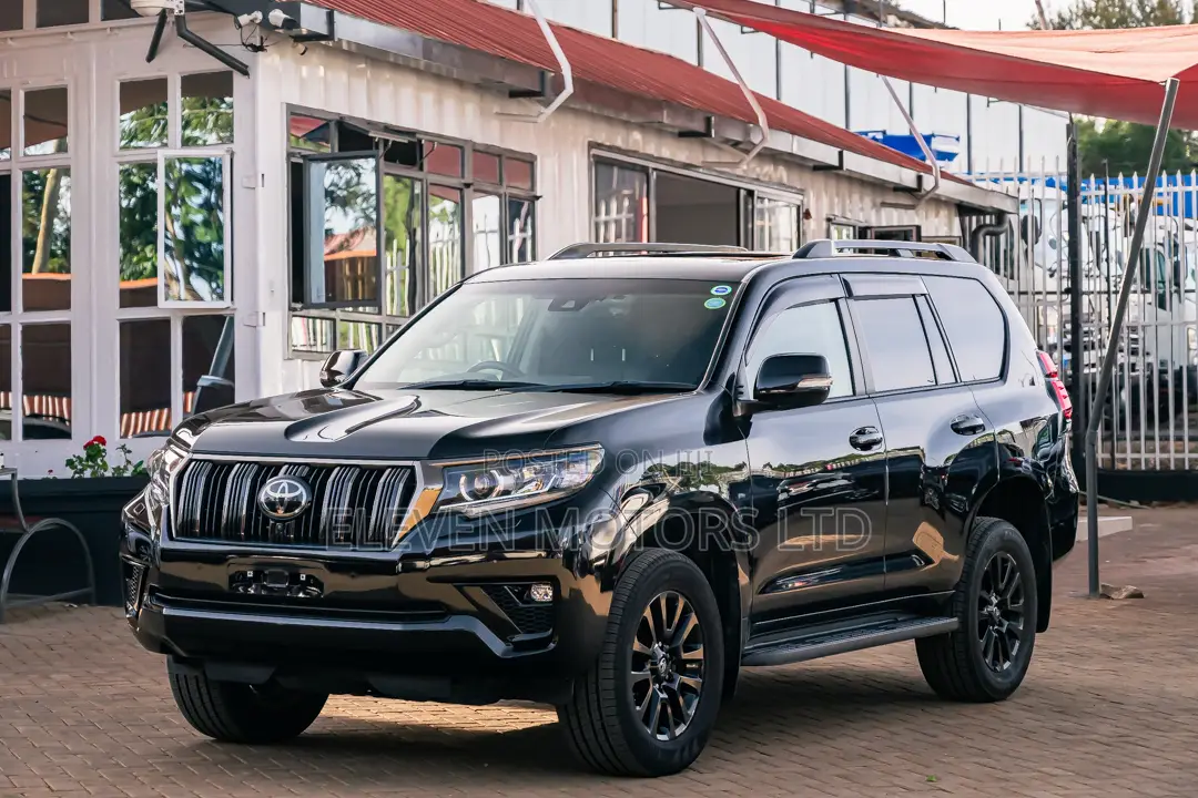 Toyota Land Cruiser Prado 2.8 2021 Black