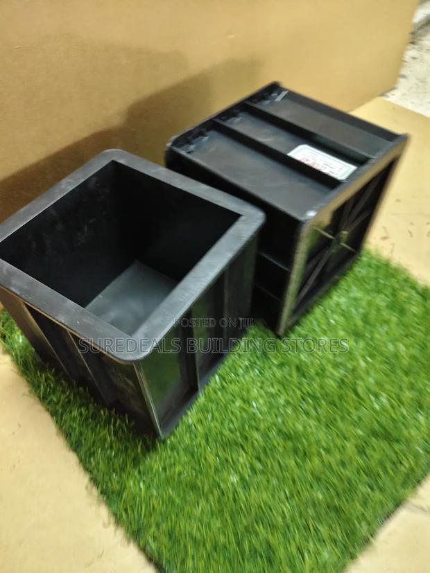 Plastic Testing Concrete Moulds , 150*150*150mm - thumbnail 3