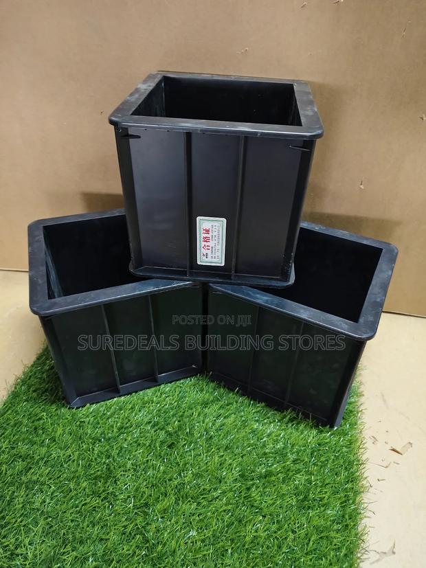 Plastic Testing Concrete Moulds , 150*150*150mm - thumbnail 4