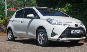 Toyota Vitz 2017 White