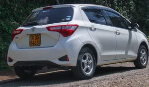 Toyota Vitz 2017 White