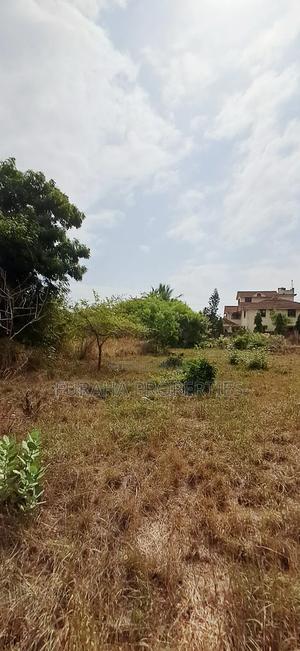 For Sale Prime Quater Acre Plot - thumbnail 2