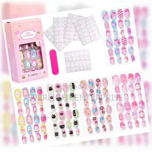 Kids Cartoon Pattern Wearing Fake Nails
