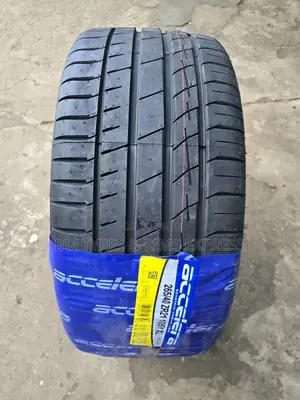 265 /40 R21 Accelera Tyres