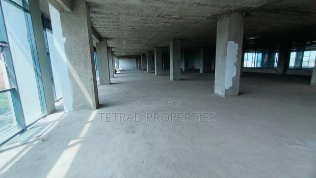 14000 SQFT Office in Riverside Drive - thumbnail 4