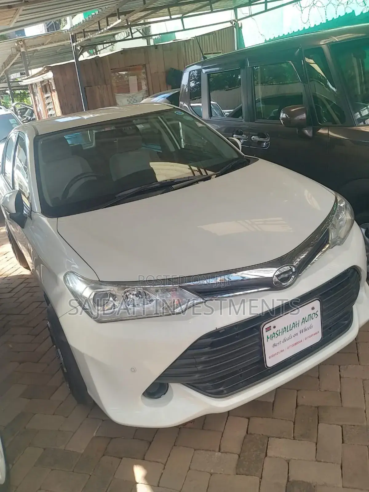 Toyota Corolla Fielder 1.5 Hybrid FWD 2019 Pearl