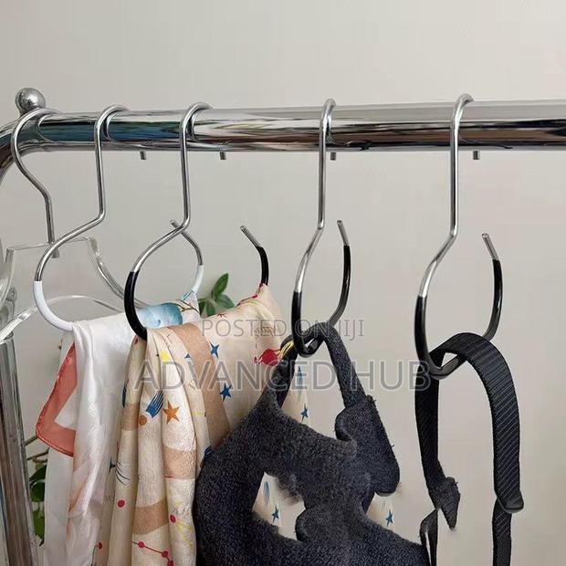 5pc Non Slip Scarf/ Belt /Caps Hanger. - main view