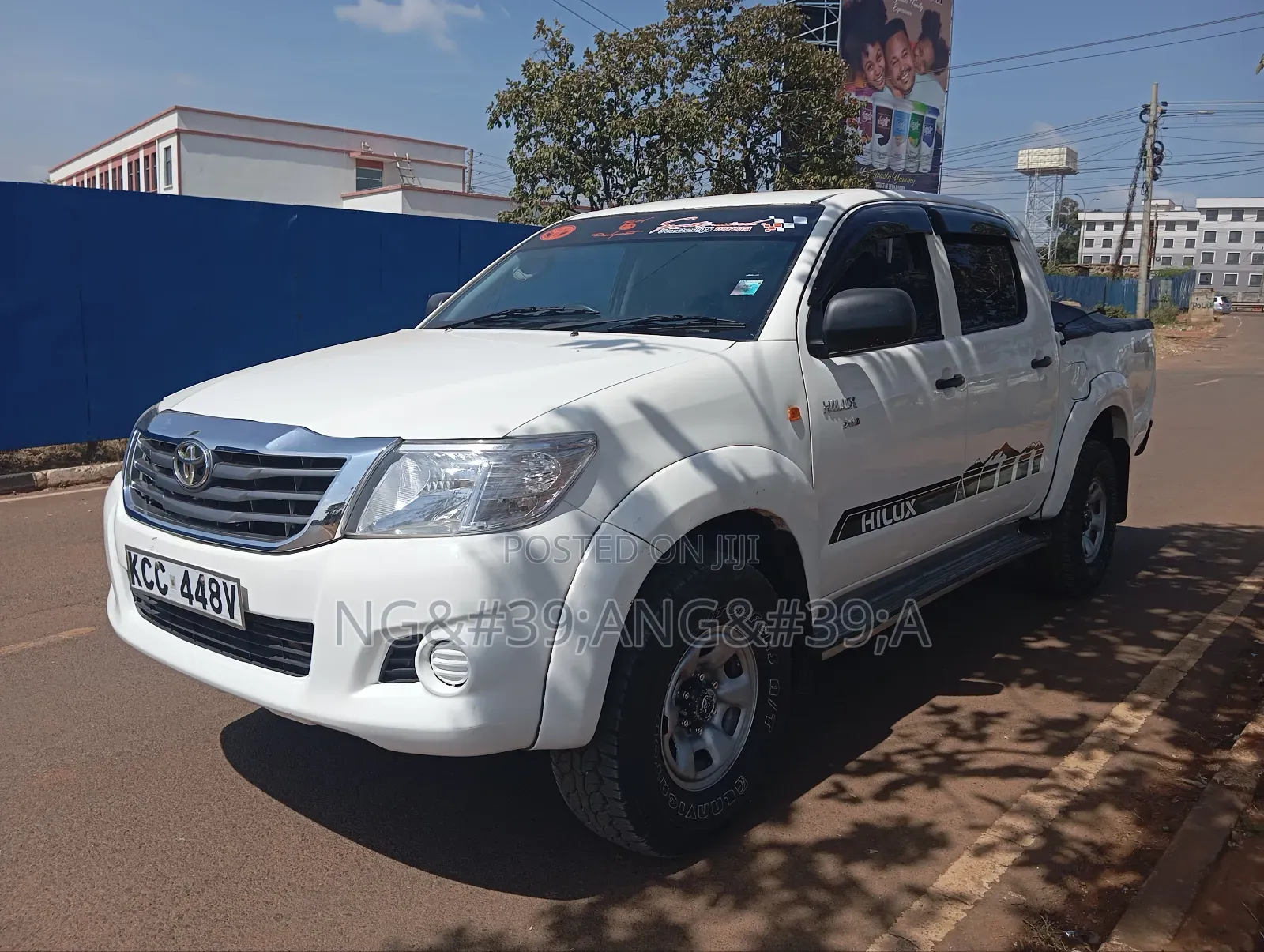 Toyota Hilux 2015 White