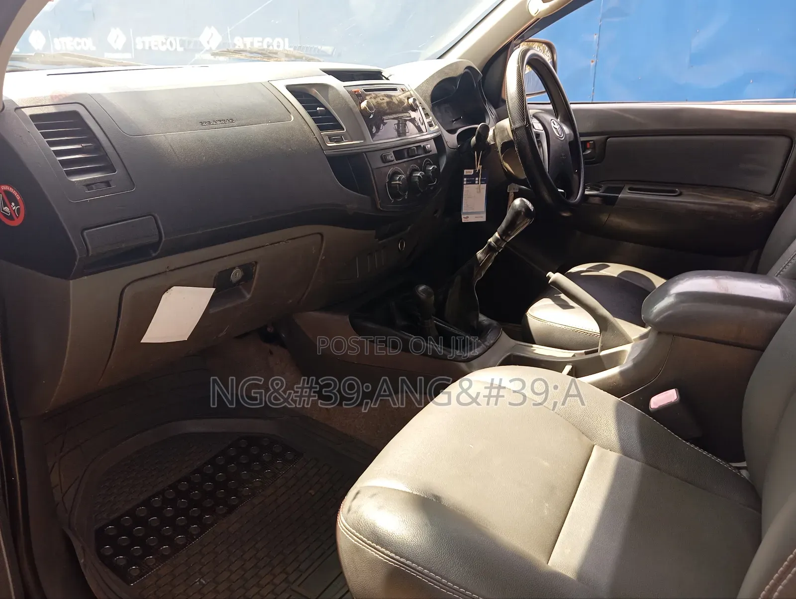 Toyota Hilux 2015 White