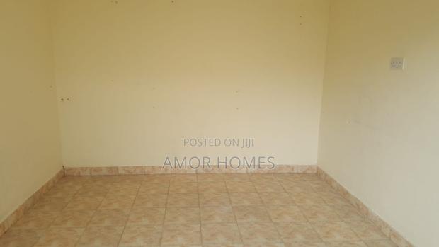 Shop to Let - thumbnail 3