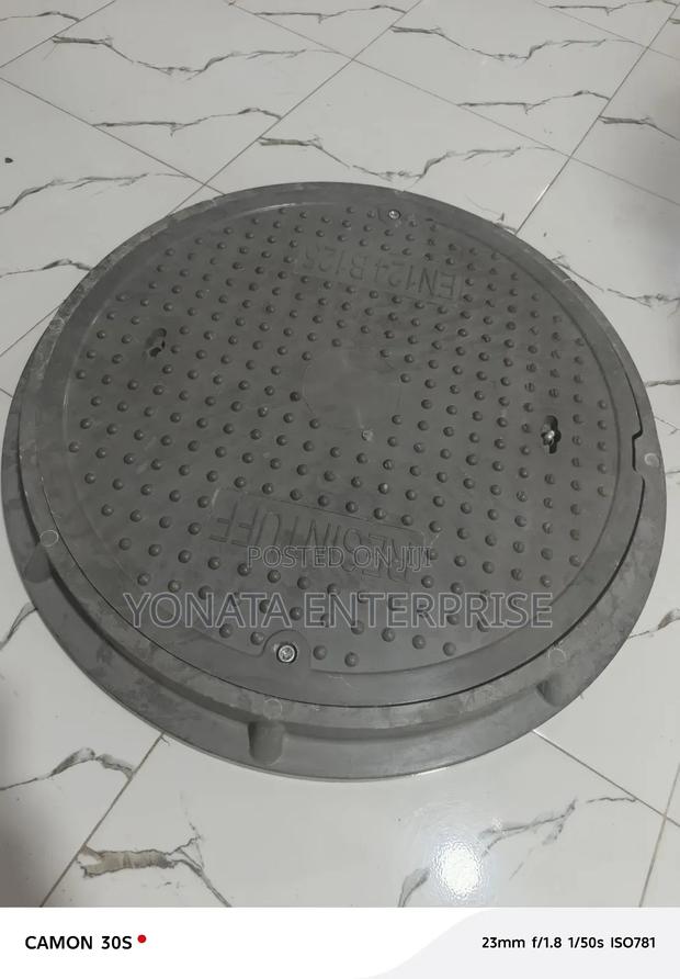 Outdoor 12.5t Circular Manhole Cover (600mm Diameter)