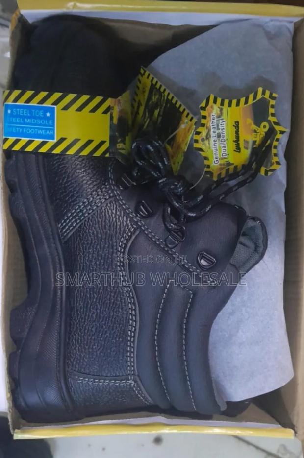 Black Safety Boots Available For Size 37-46 - main view