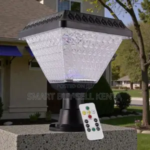 Solar Powered Fence Post Light With Modern Crystal Look
