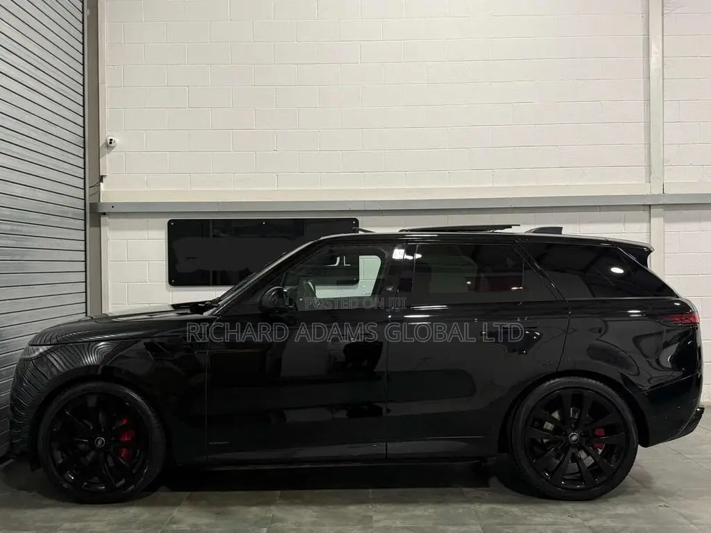 Land Rover Range Rover Sport 2022 Black