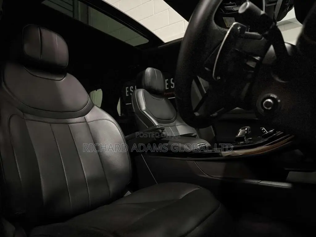 Land Rover Range Rover Sport 2022 Black