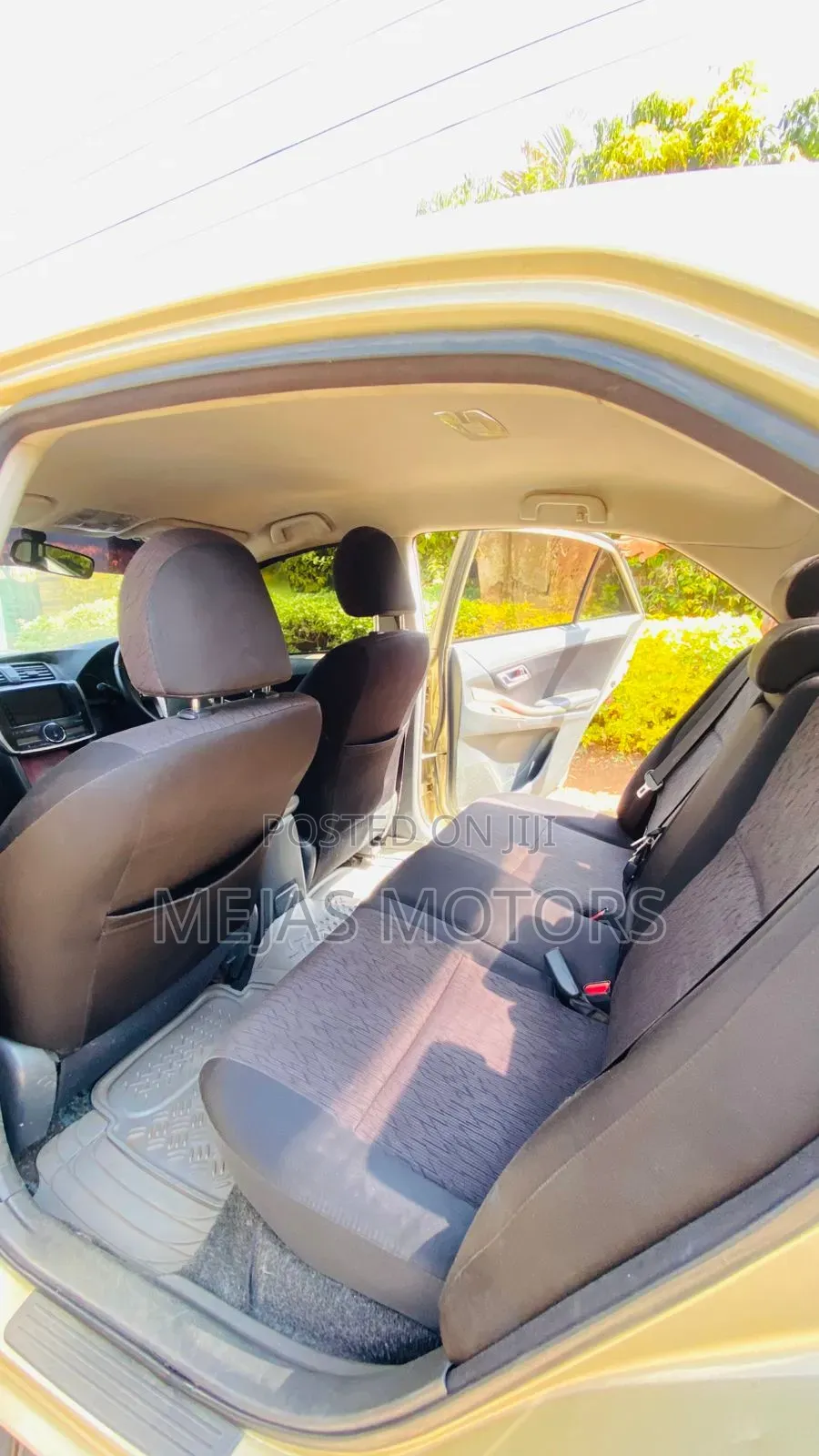 Toyota Allion 2011 Gold