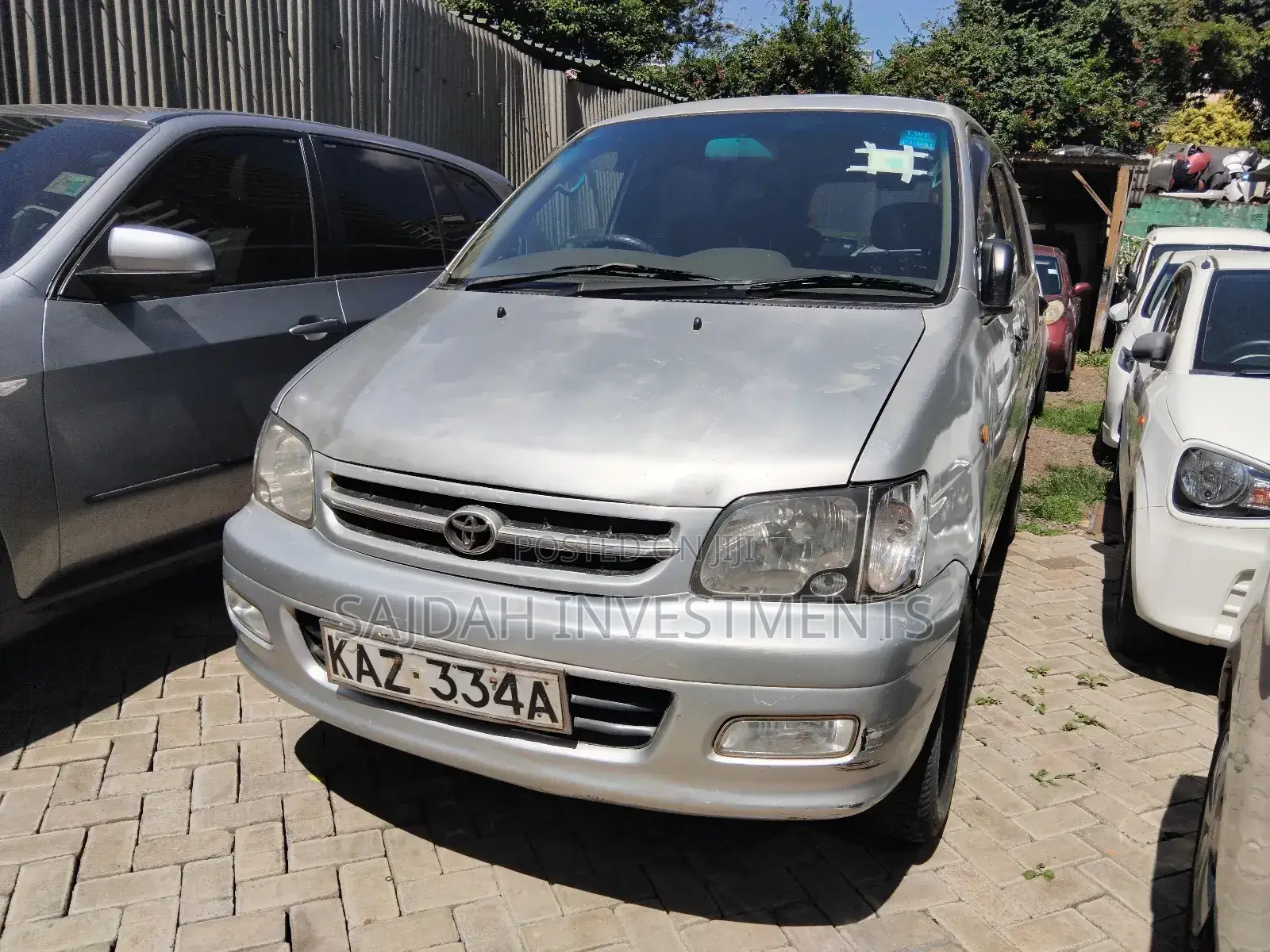 Toyota TownAce Noah 2001 Silver