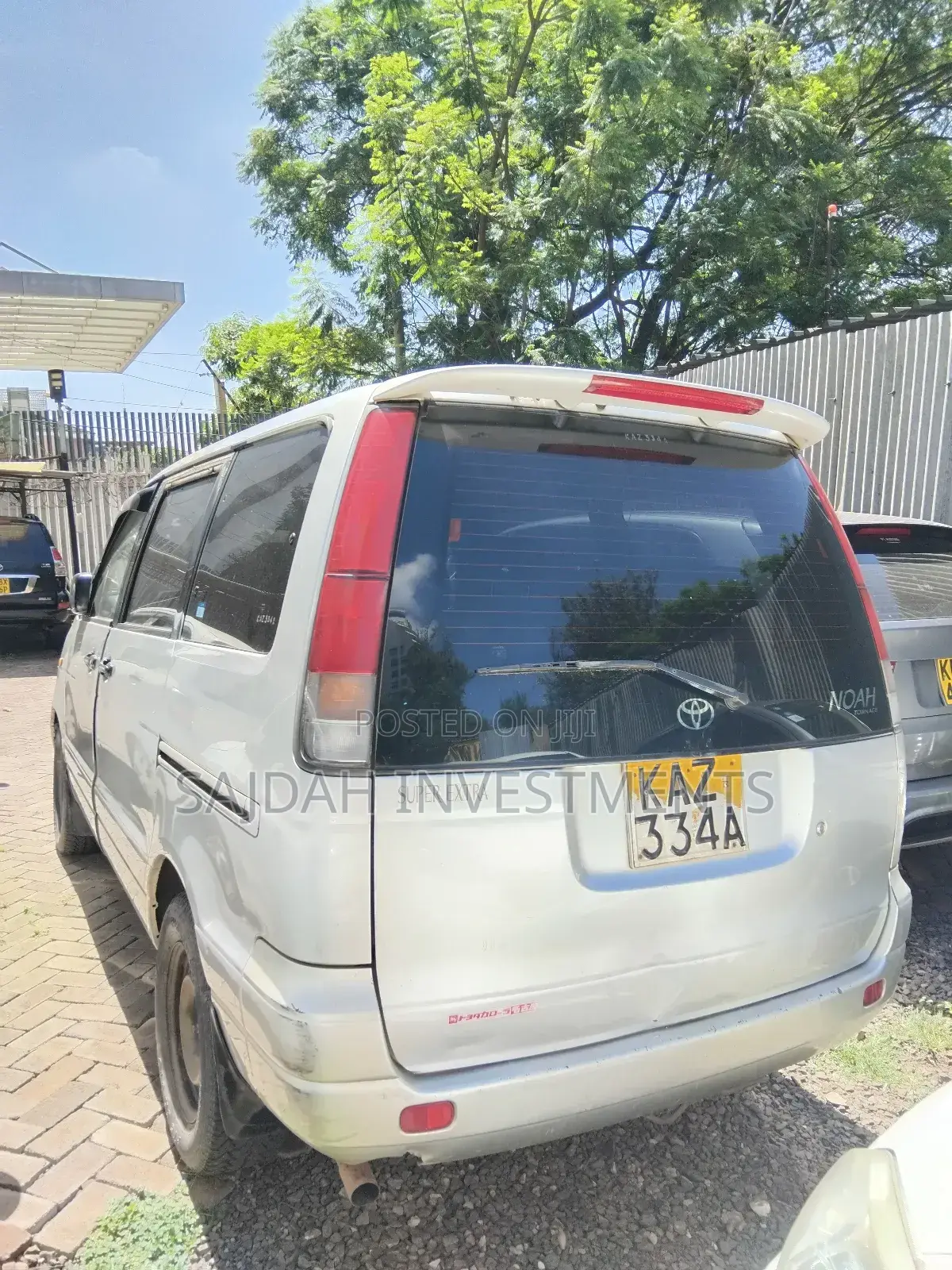 Toyota TownAce Noah 2001 Silver