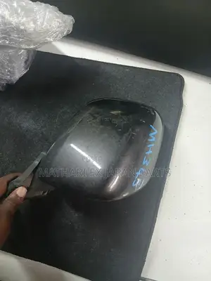 Suzuki Wagon R Right Side Mirror (Passenger Side)