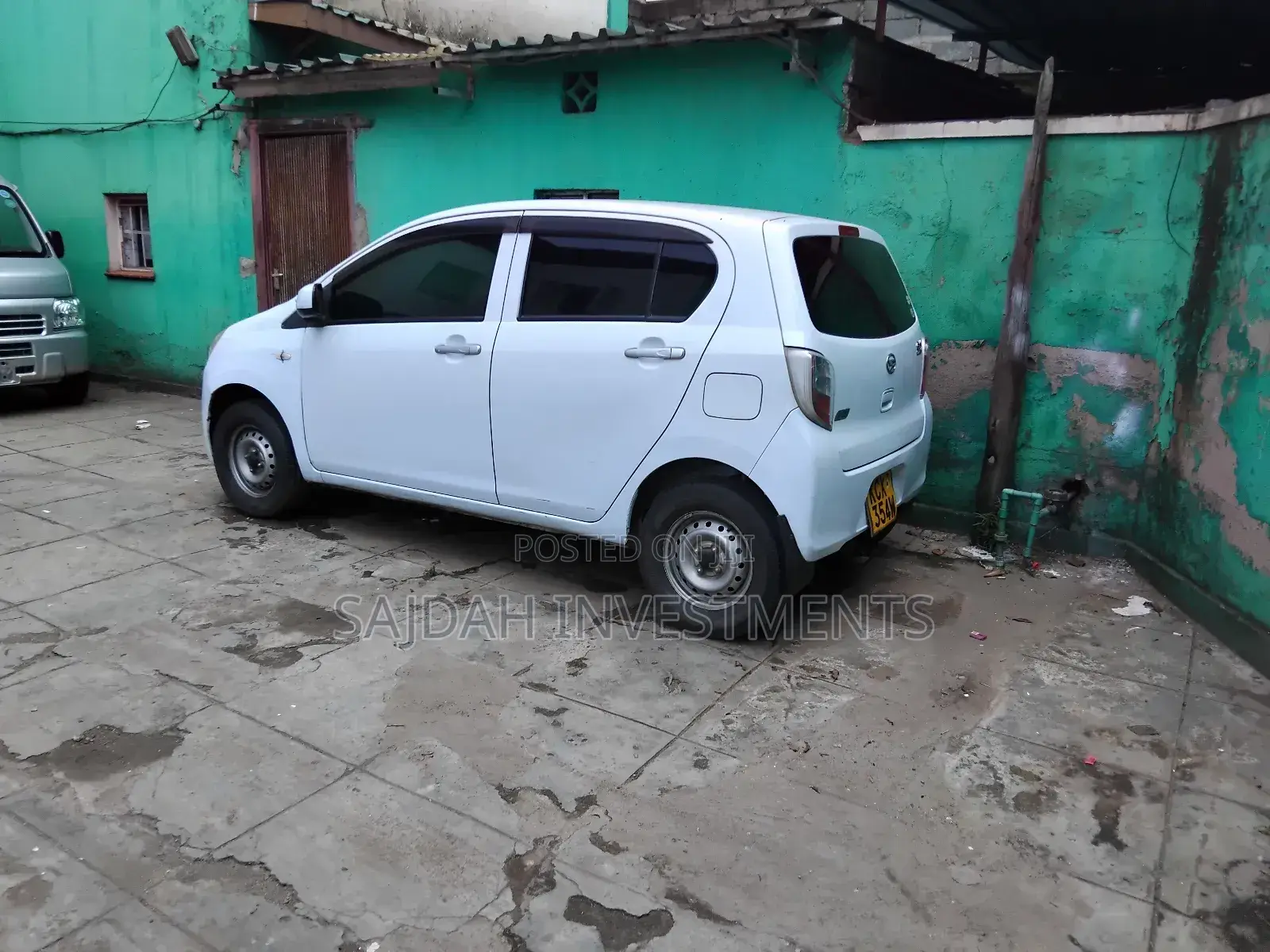 Daihatsu Mira 2012 Pearl