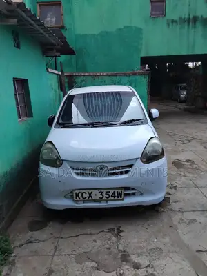 Daihatsu Mira 2012 Pearl