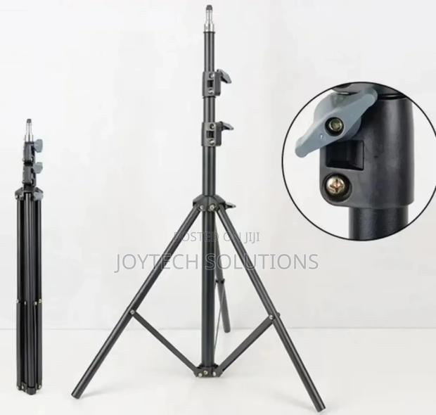 Adjustable Multi-Functional Tripod Stand - thumbnail 3
